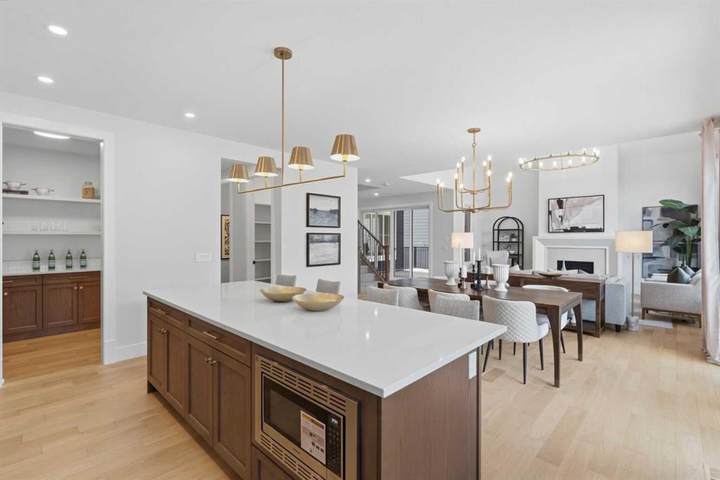 378 Bessborough Drive SW