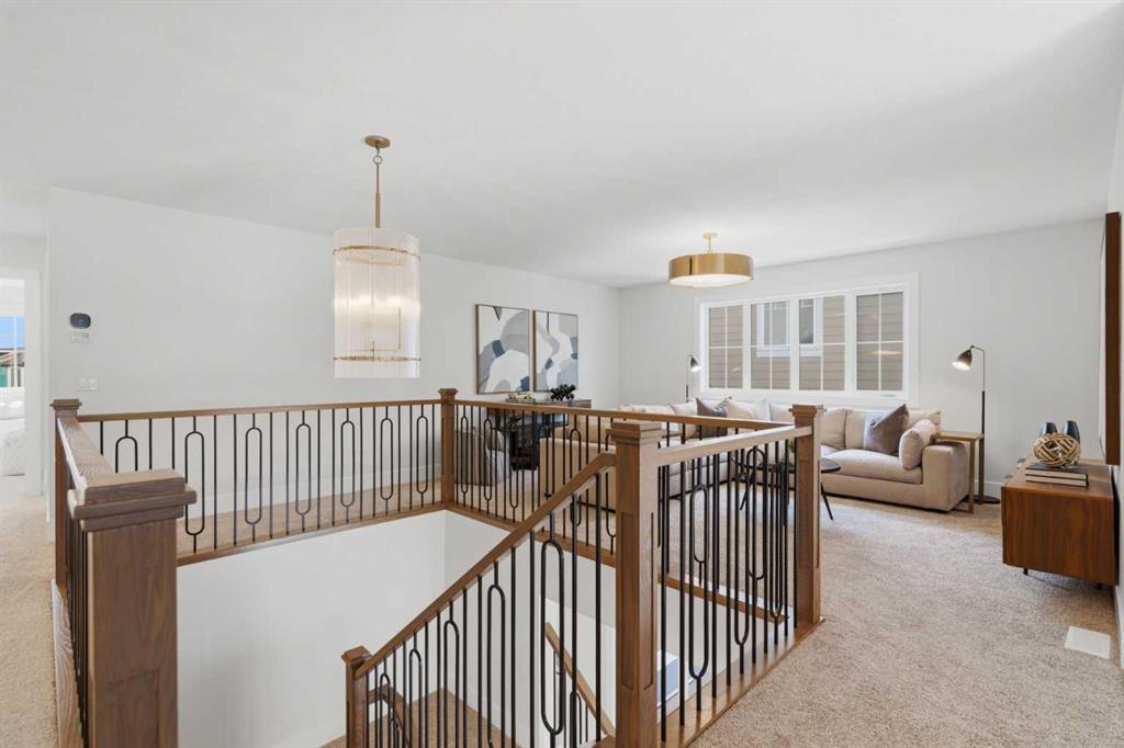 378 Bessborough Drive SW
