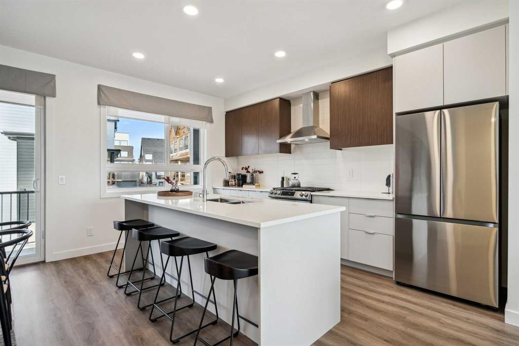 293 Dieppe Drive SW