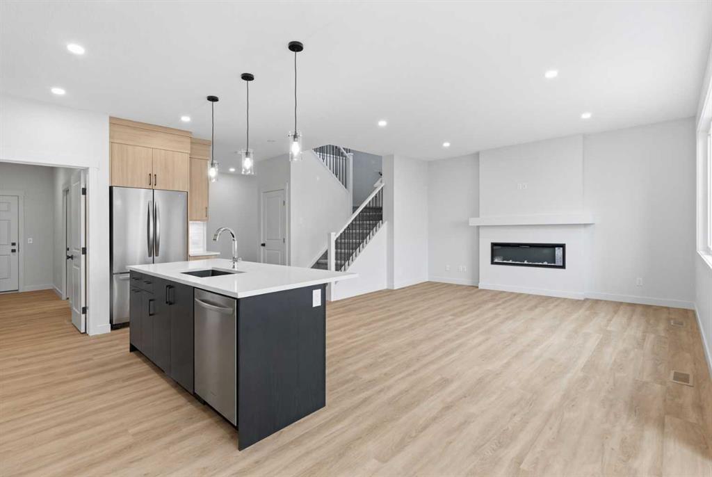 190 Annette Landing NW