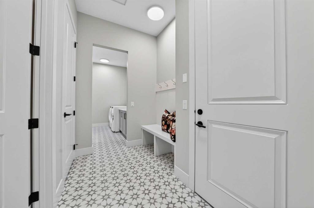 514 Pine Creek Ridge