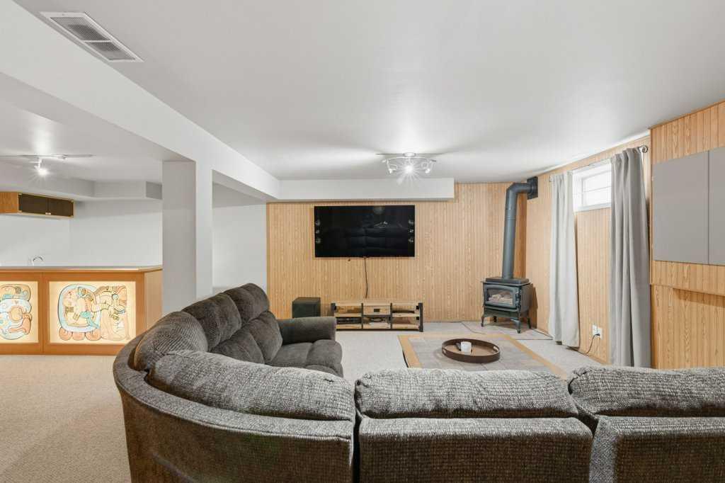 4 Inglewood Landing SE
