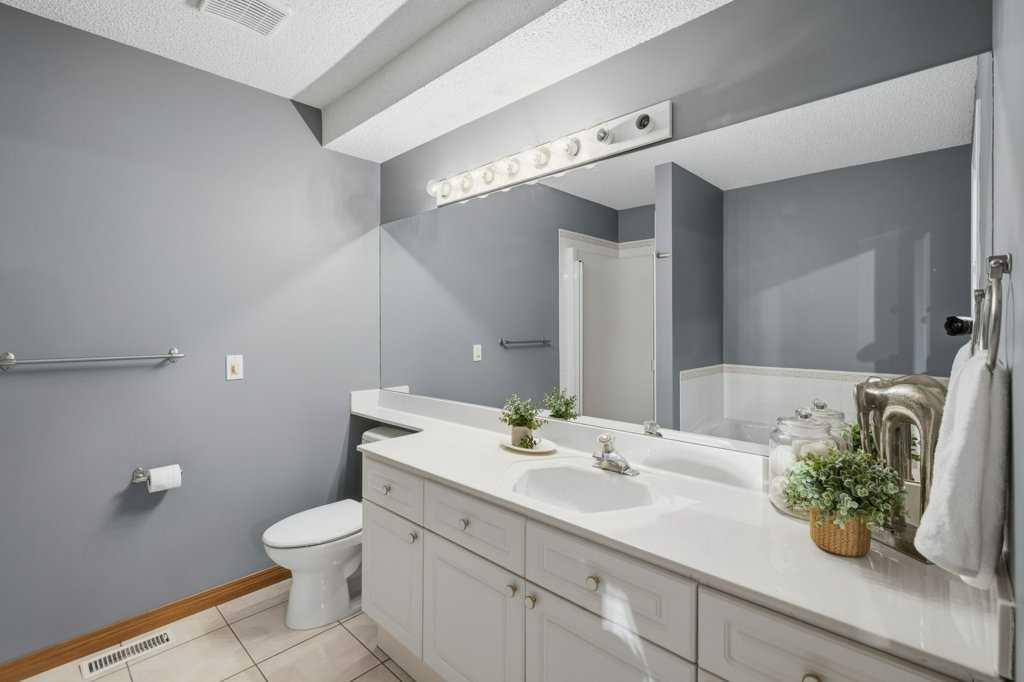 4 Inglewood Landing SE