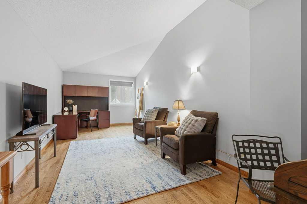 4 Inglewood Landing SE