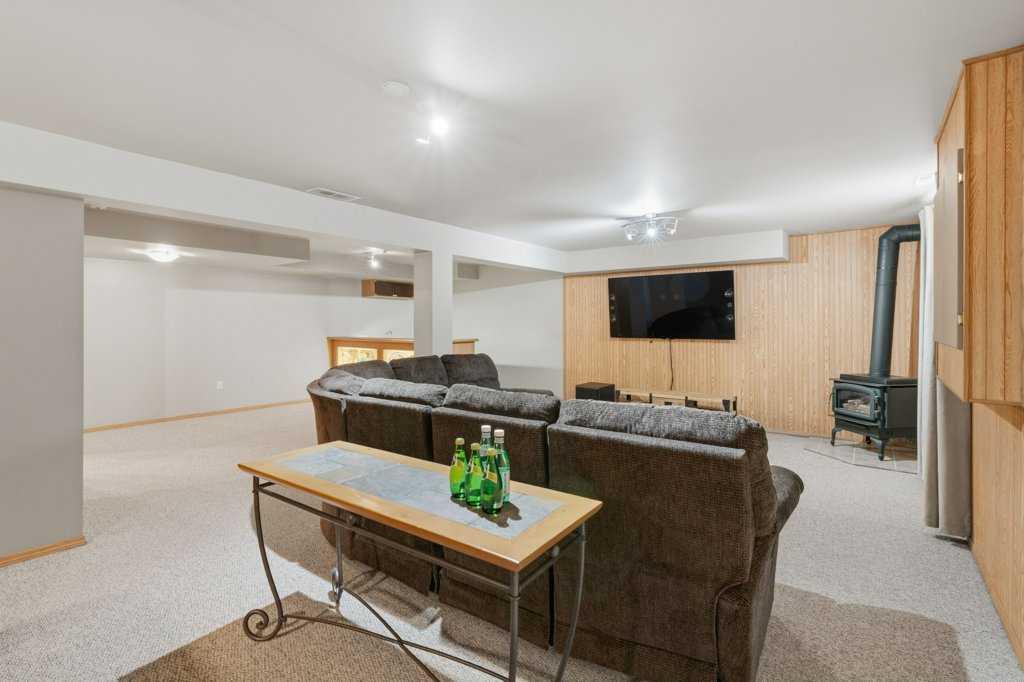 4 Inglewood Landing SE