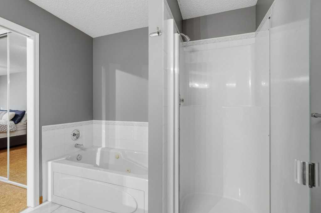 4 Inglewood Landing SE