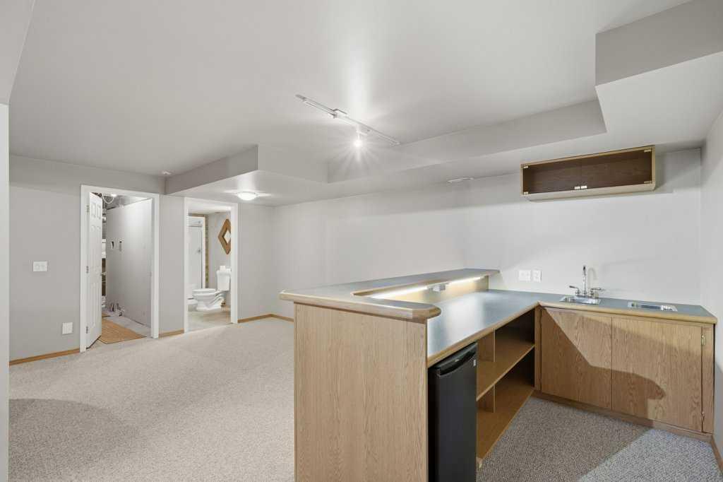 4 Inglewood Landing SE