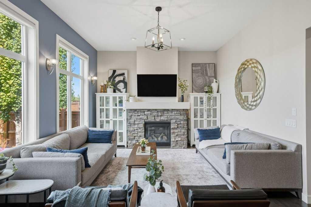 138 Ascot Crescent SW