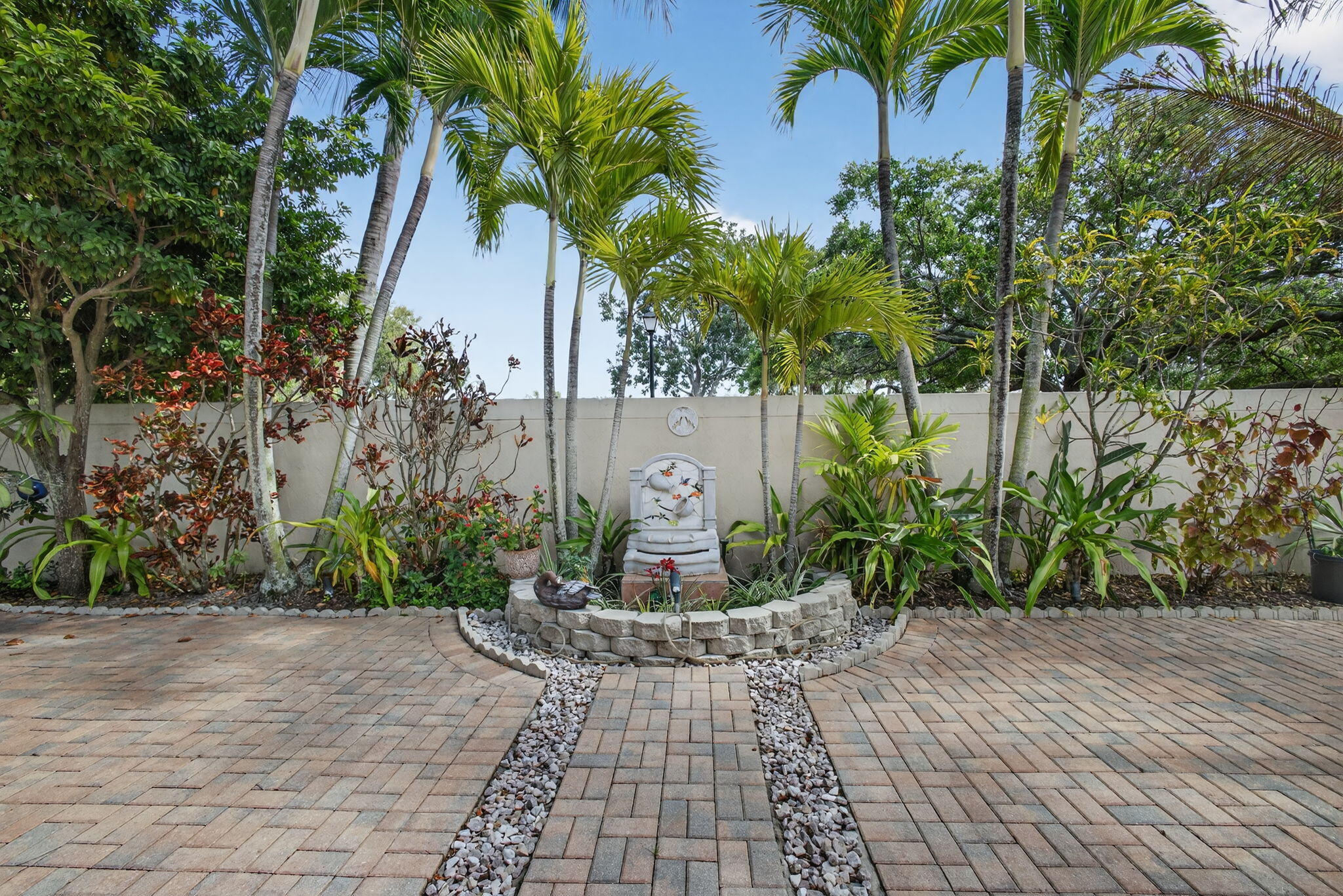 151 St Michaels Court