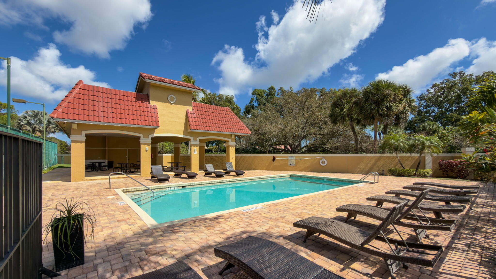 151 St Michaels Court