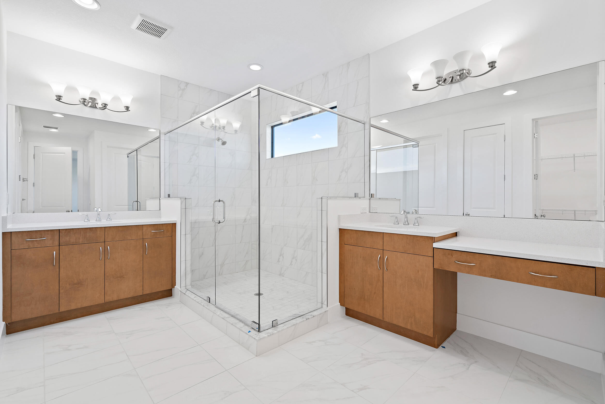 13577 Artisan Circle