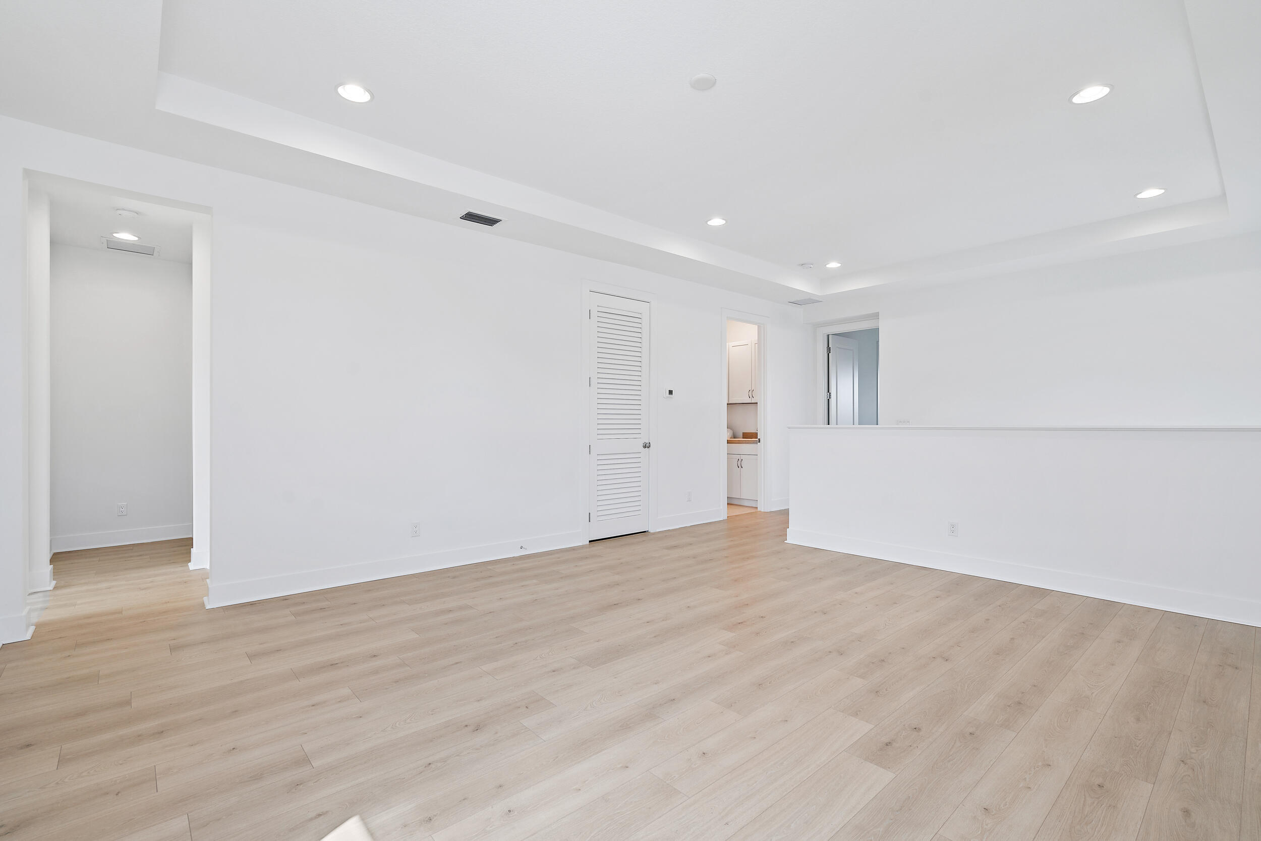 13577 Artisan Circle