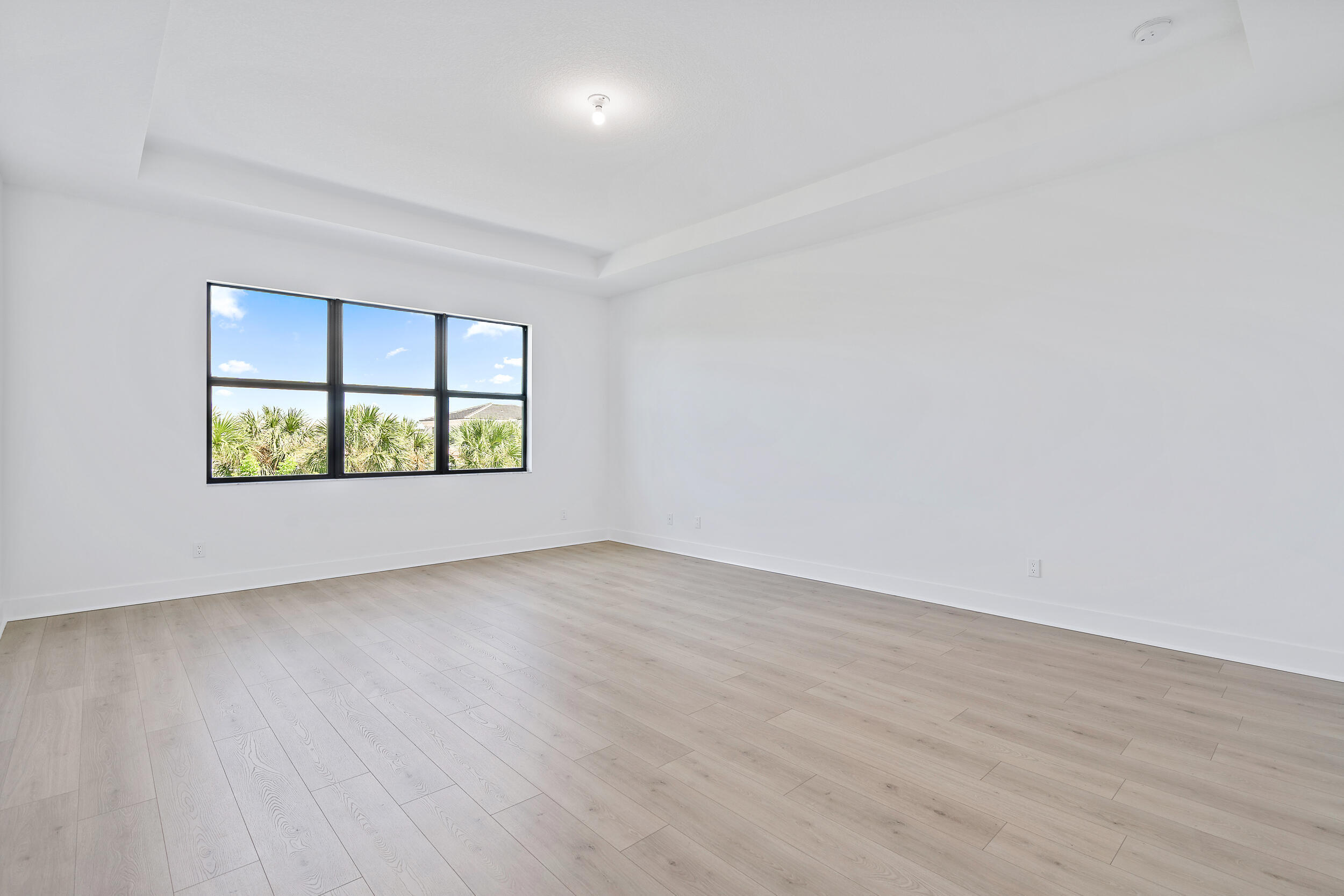 13577 Artisan Circle