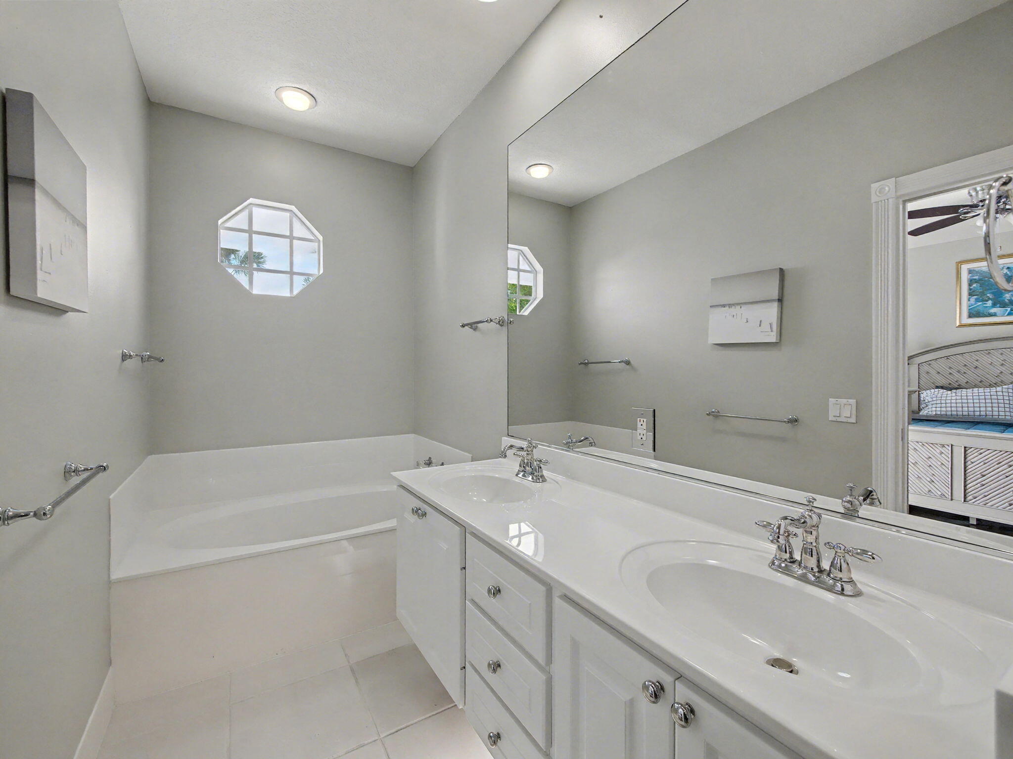 124 Courtenay Ct
