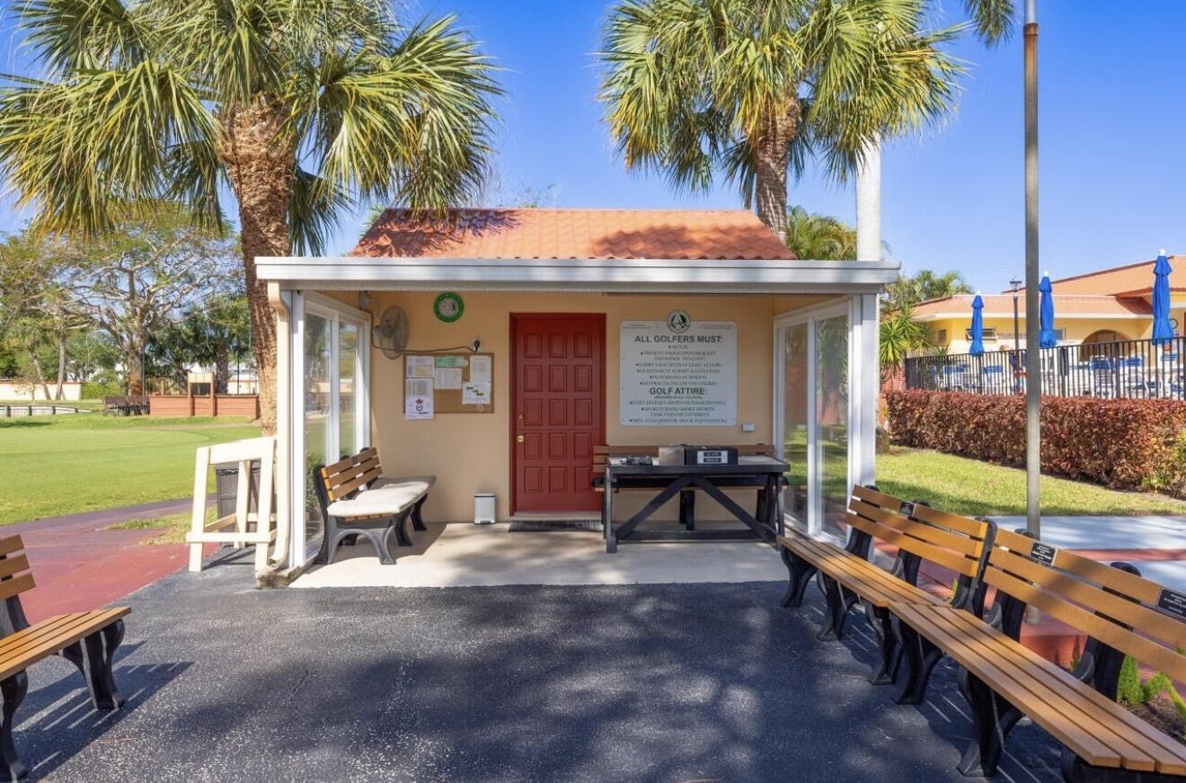 1943 SW Palm City Road I