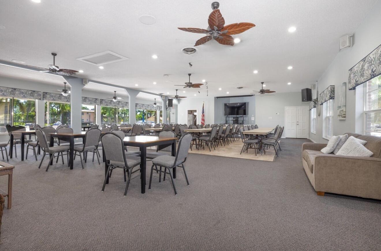 1943 SW Palm City Road I