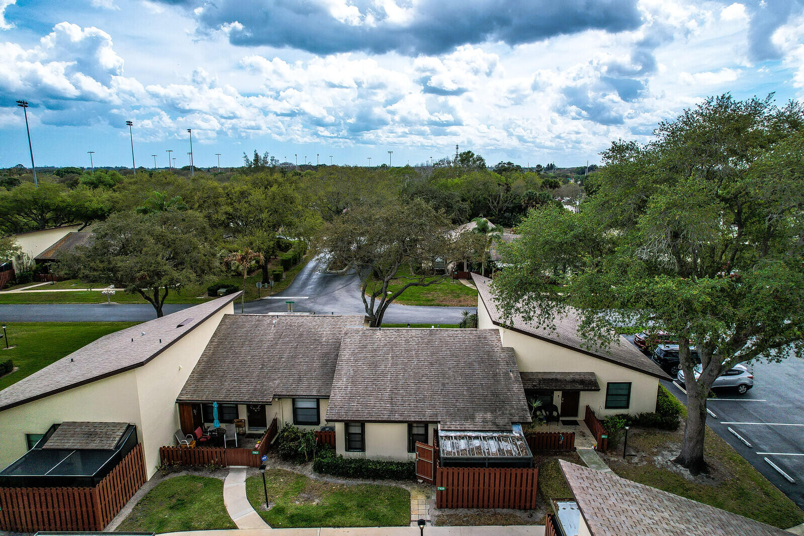 7909 SE Villa Circle