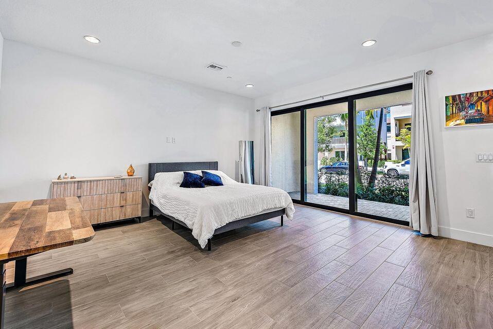 5256 Beckman Terrace