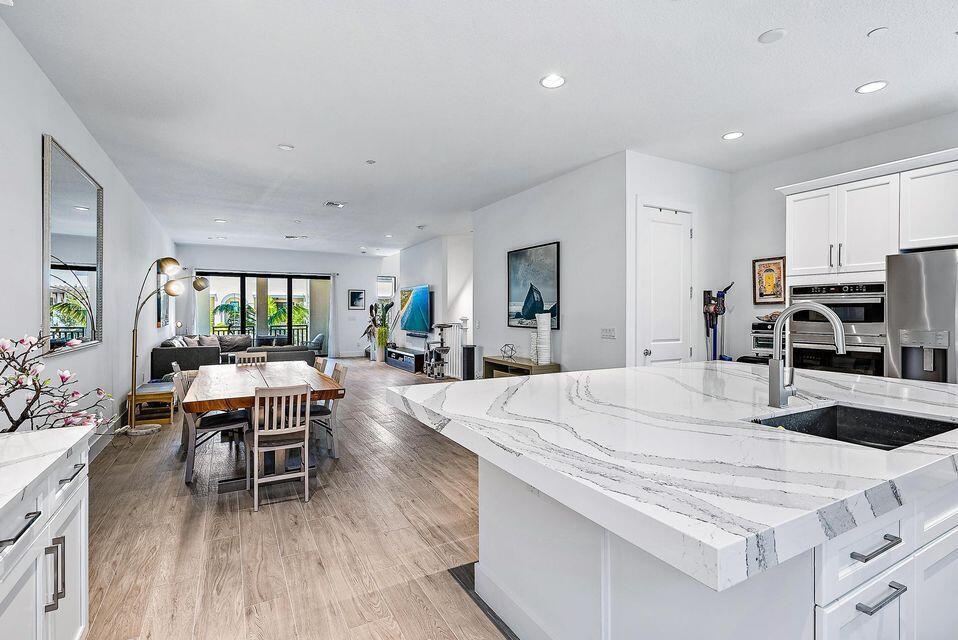 5256 Beckman Terrace