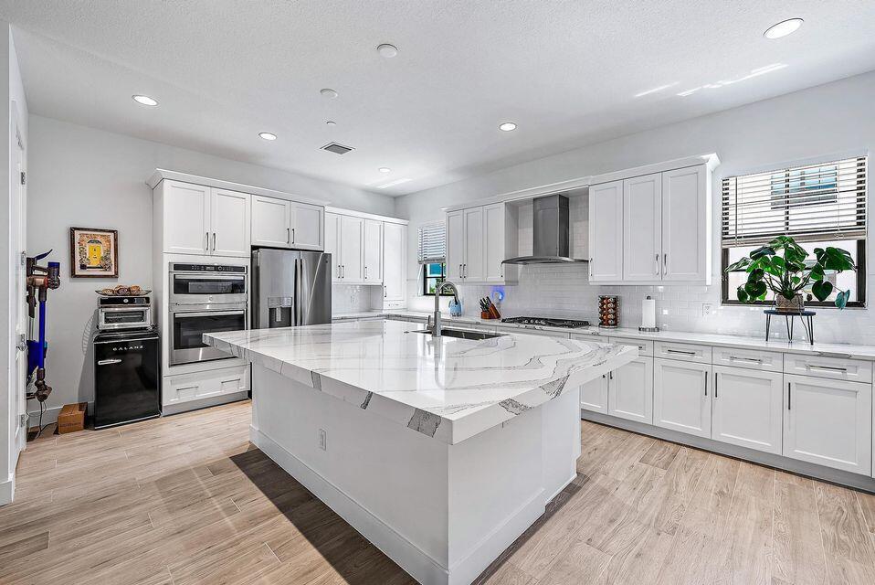5256 Beckman Terrace