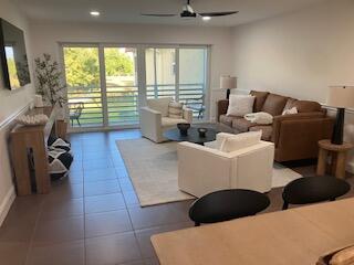 717 S Us Highway 1 608