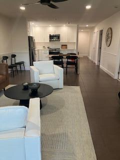 717 S Us Highway 1 608