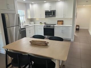 717 S Us Highway 1 608