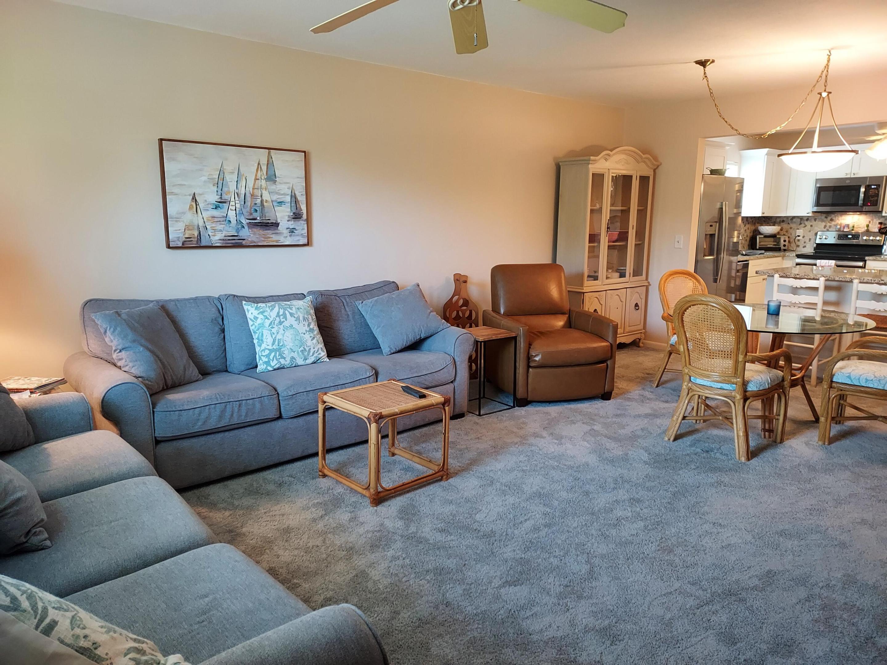 717 S Us Highway 1 408