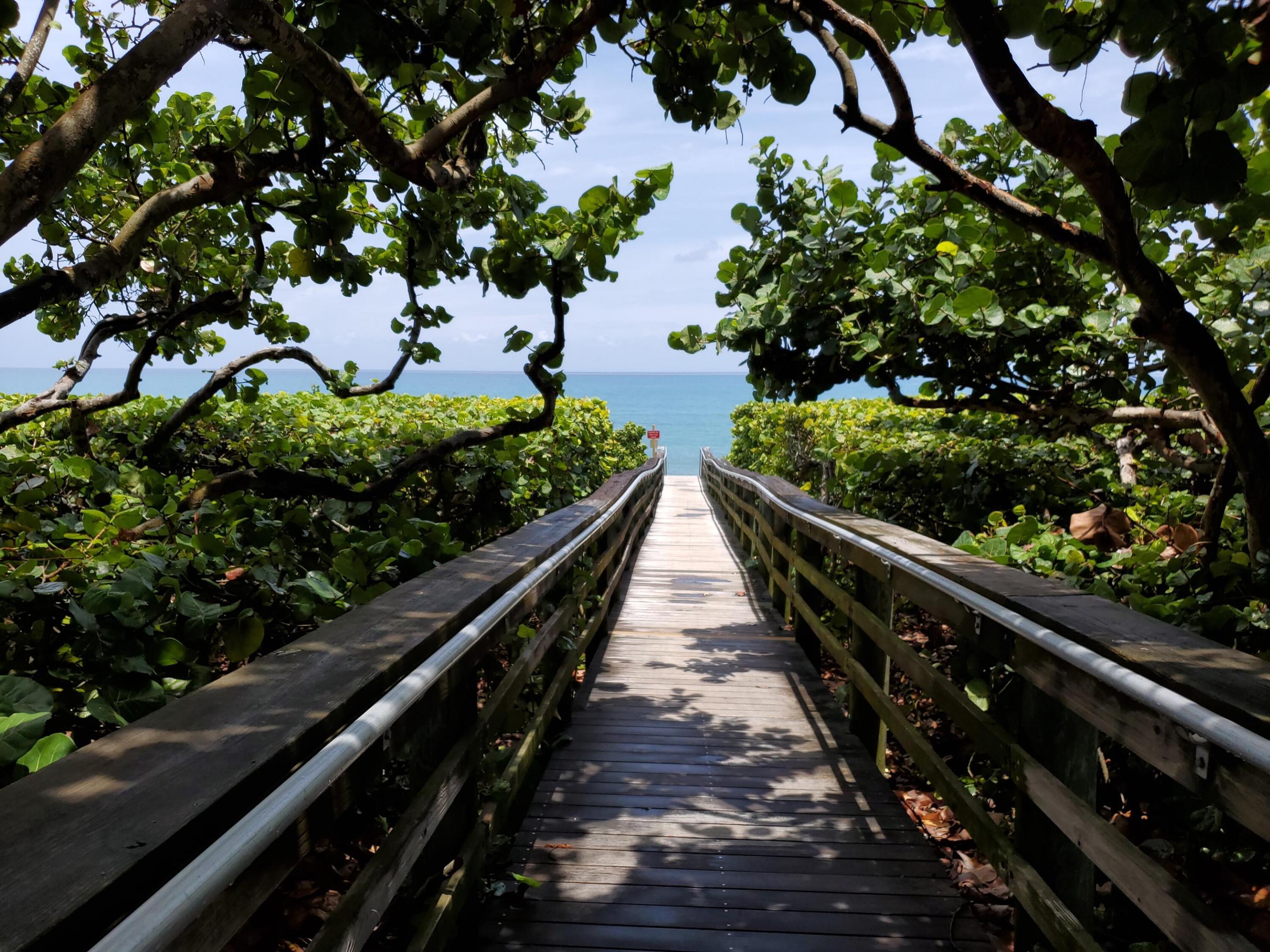 717 S Us Highway 1 408