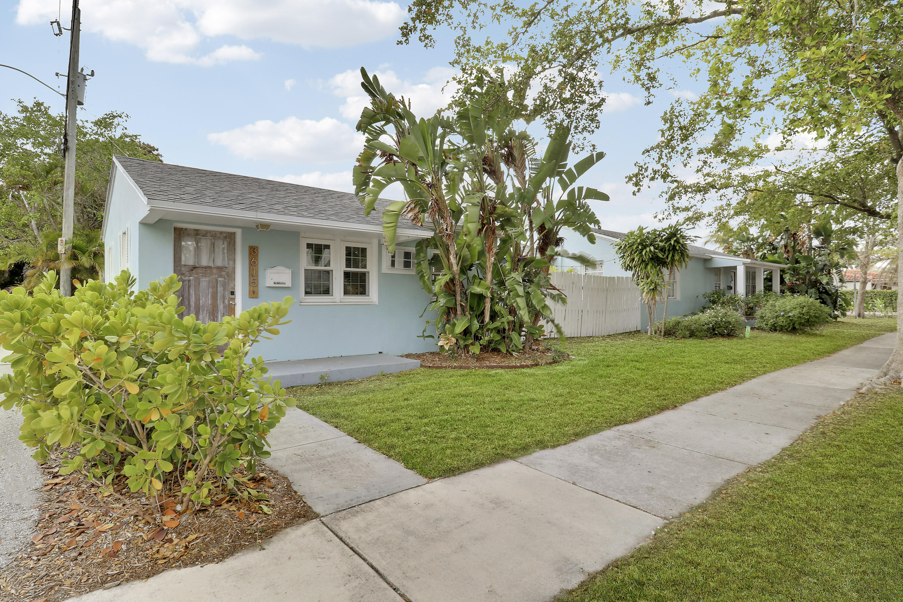 3619 Spruce Avenue