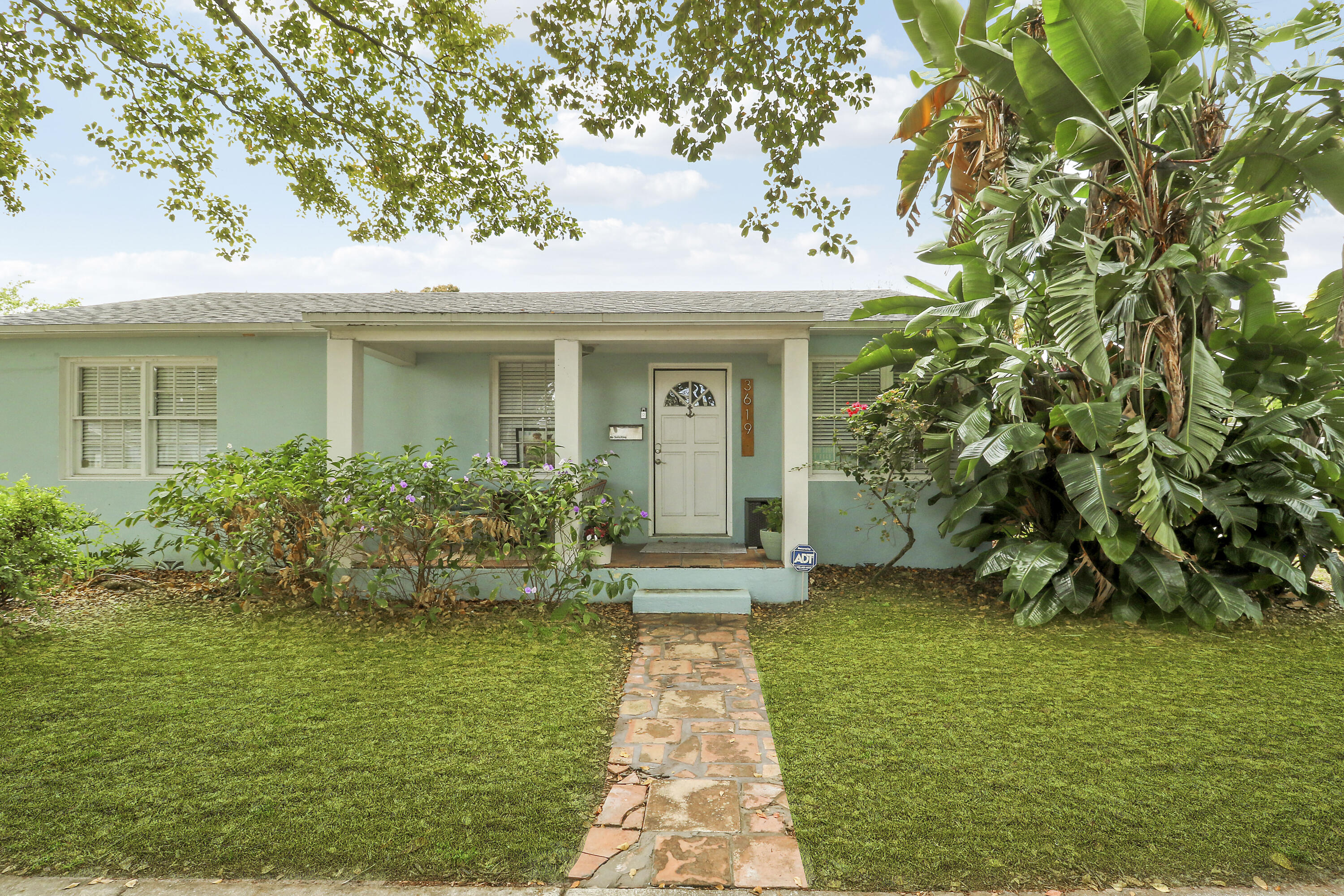 3619 Spruce Avenue