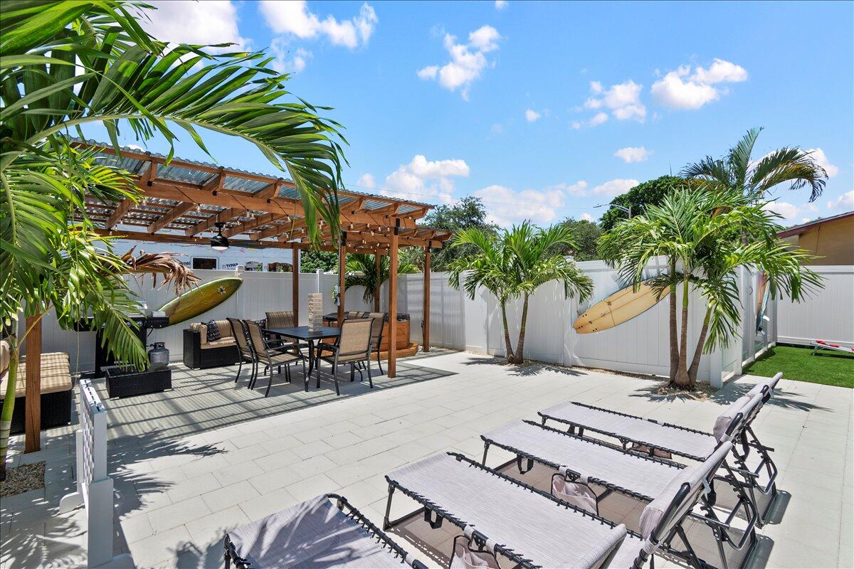 2741 Parker Avenue A & B