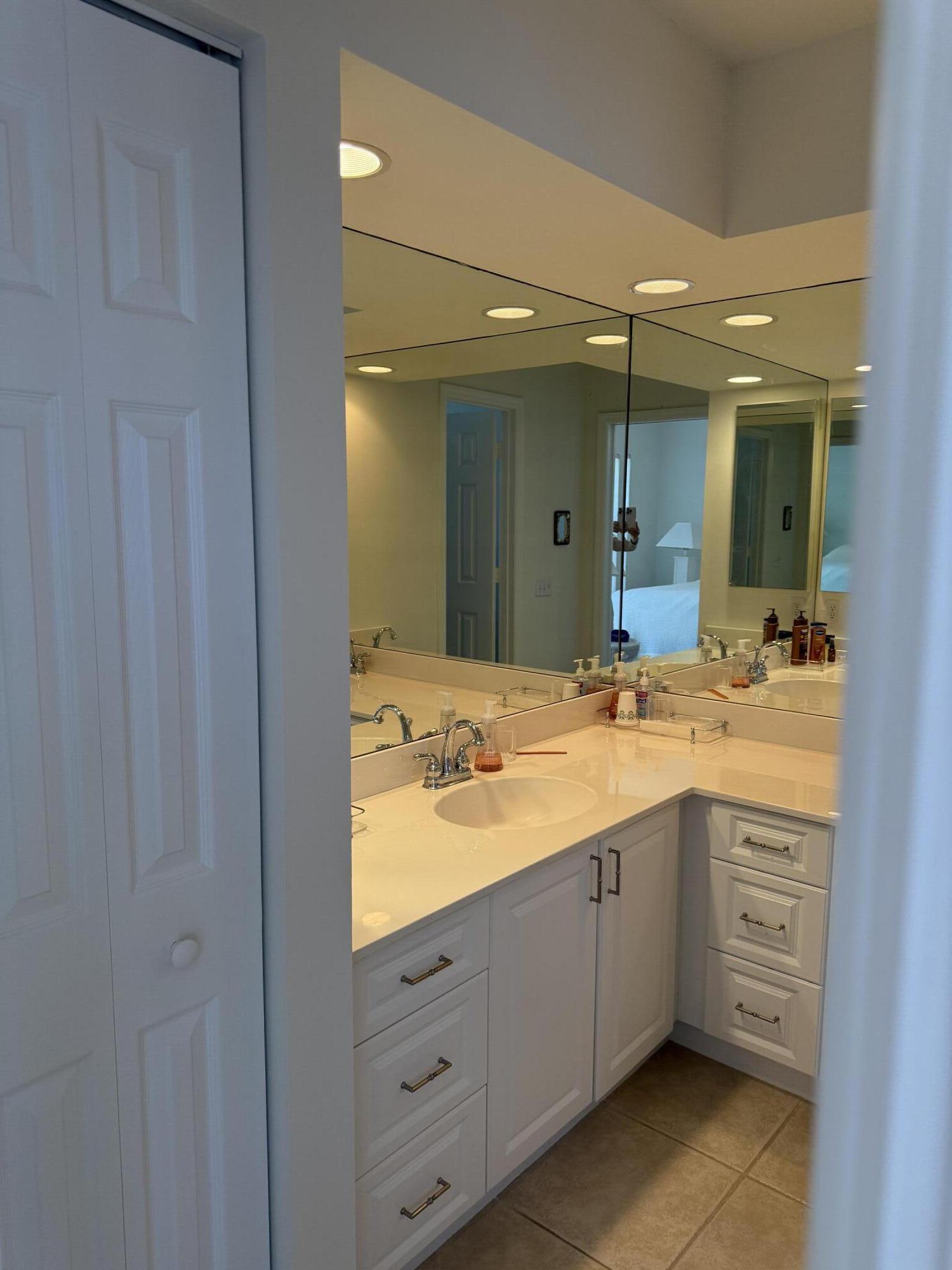 809 Ocean Dunes Circle Circle