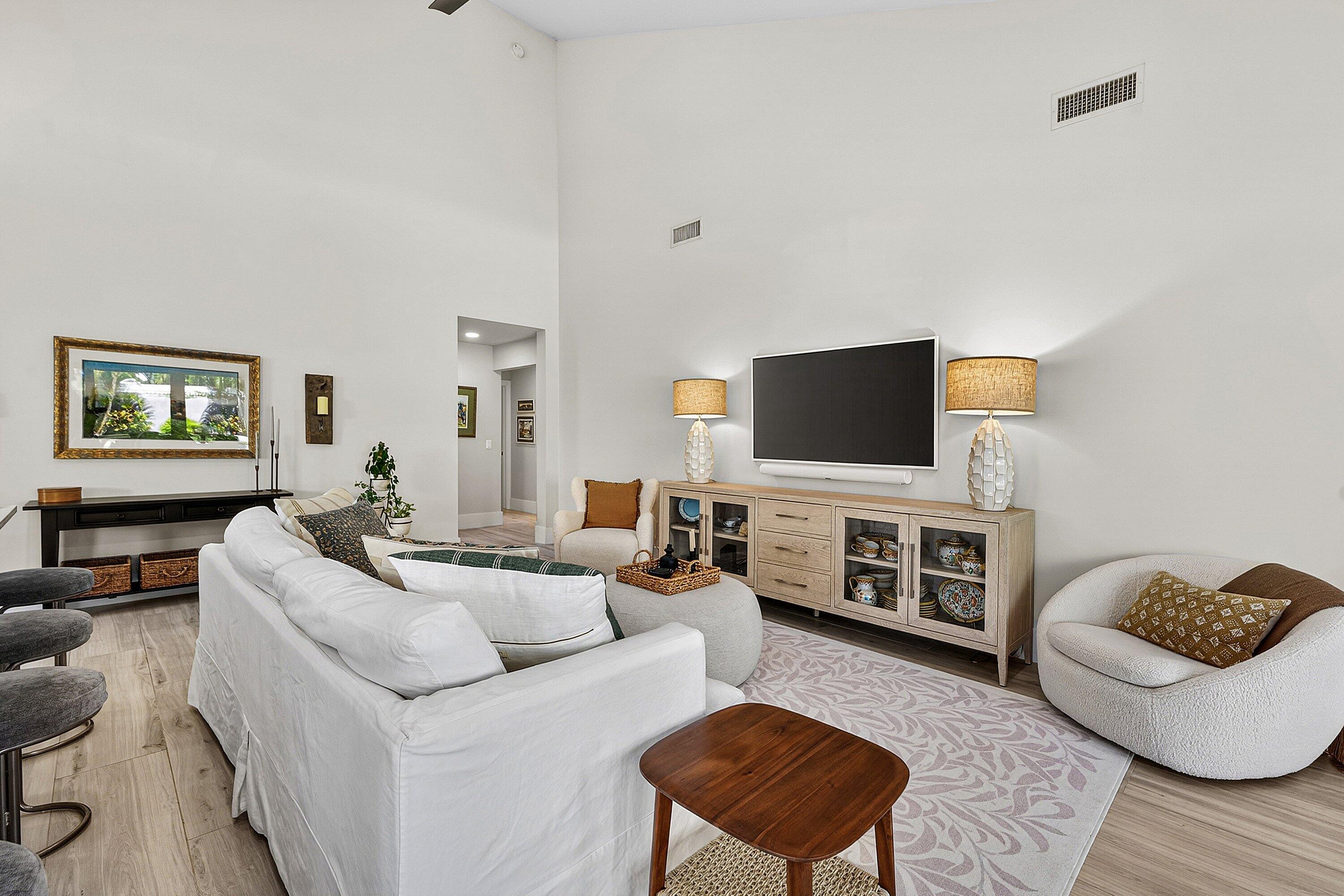 306 Leeward Drive