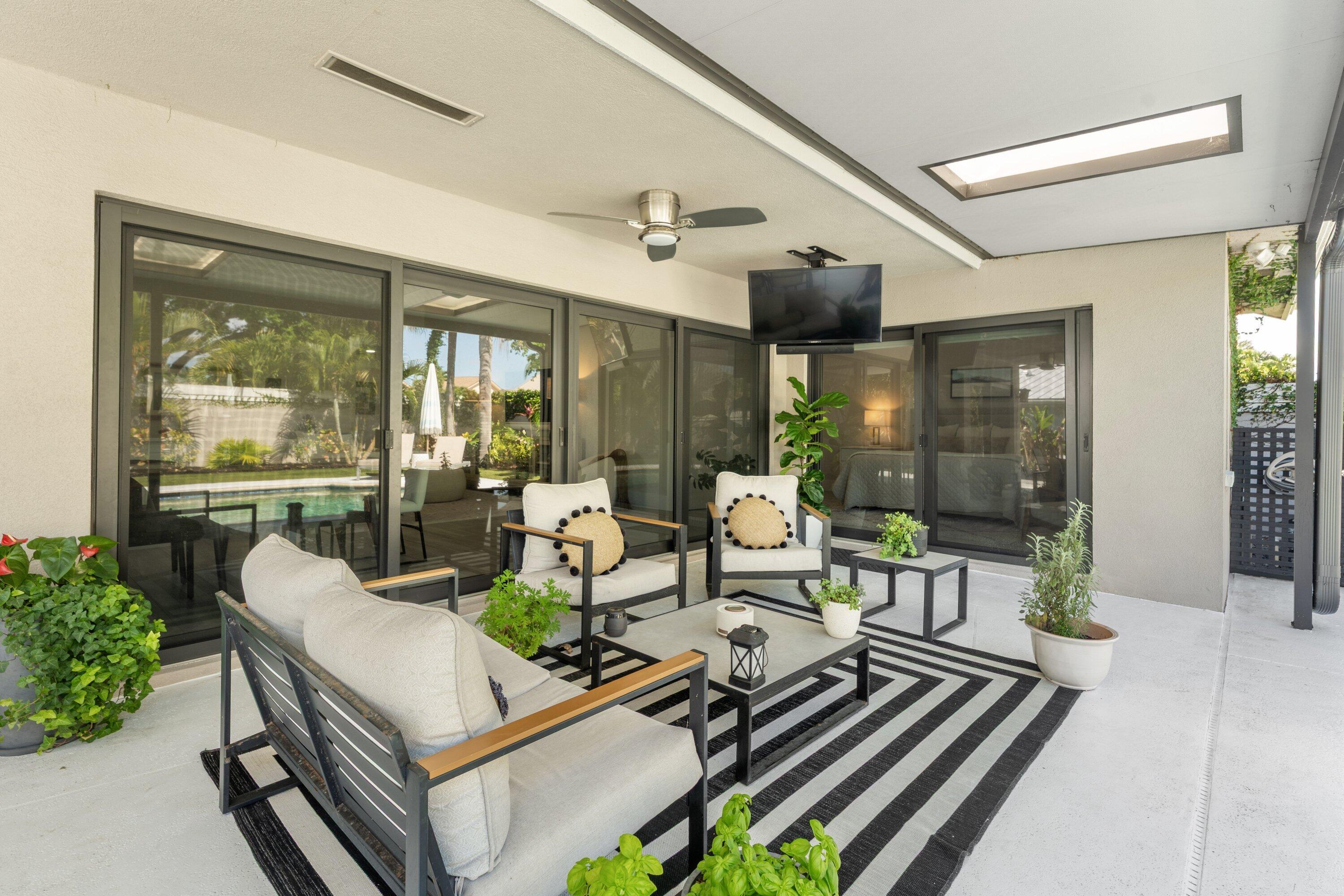 306 Leeward Drive