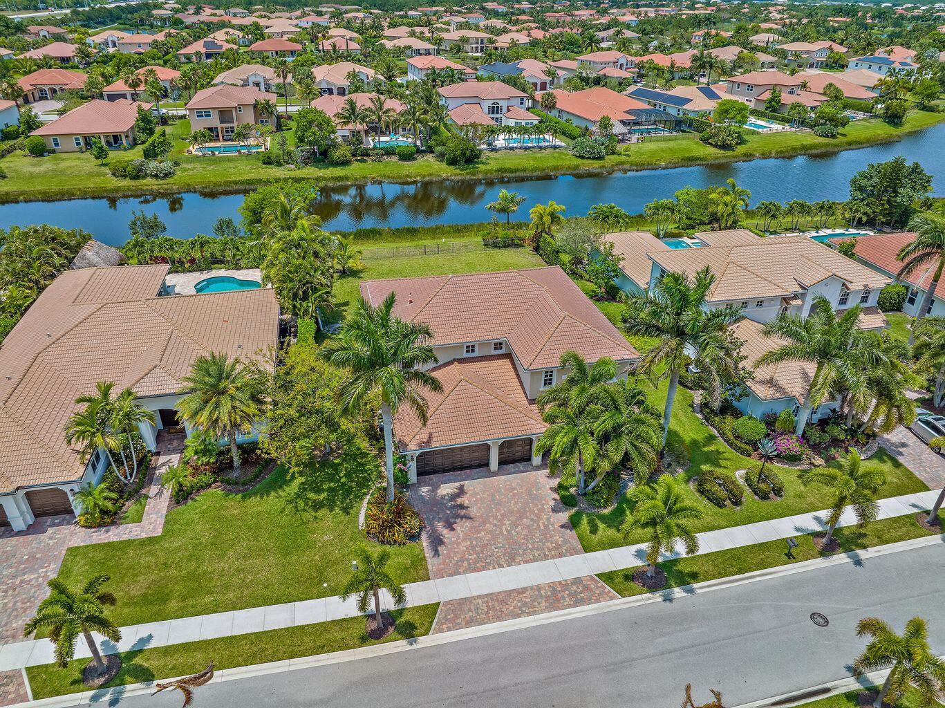 133 Casa Circle