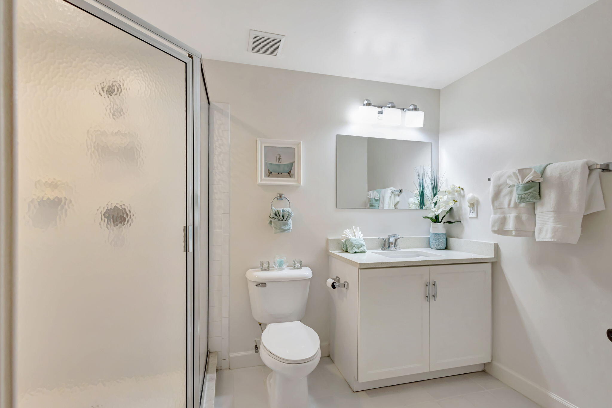 800 Uno Lago Drive 302