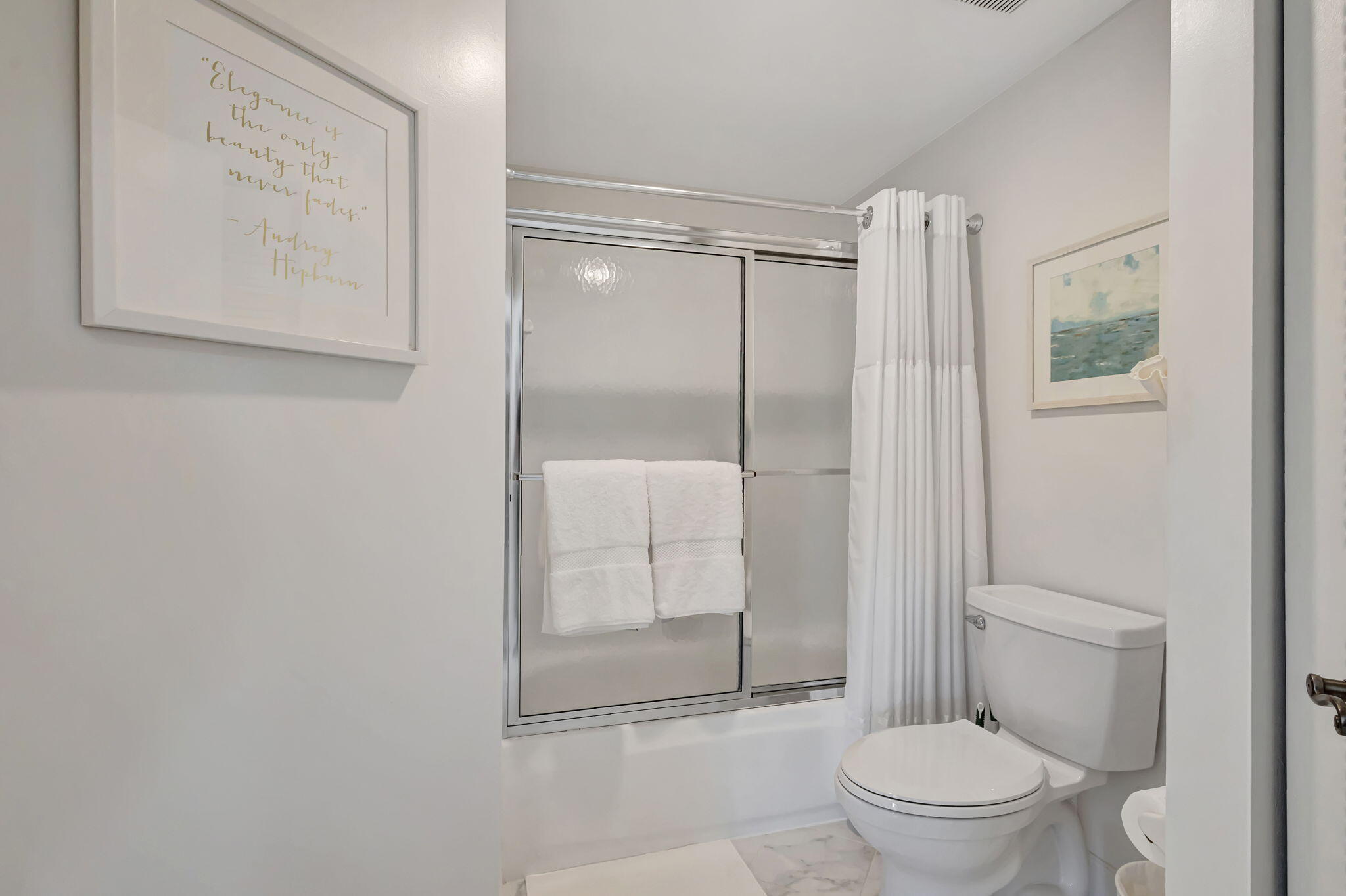 800 Uno Lago Drive 302