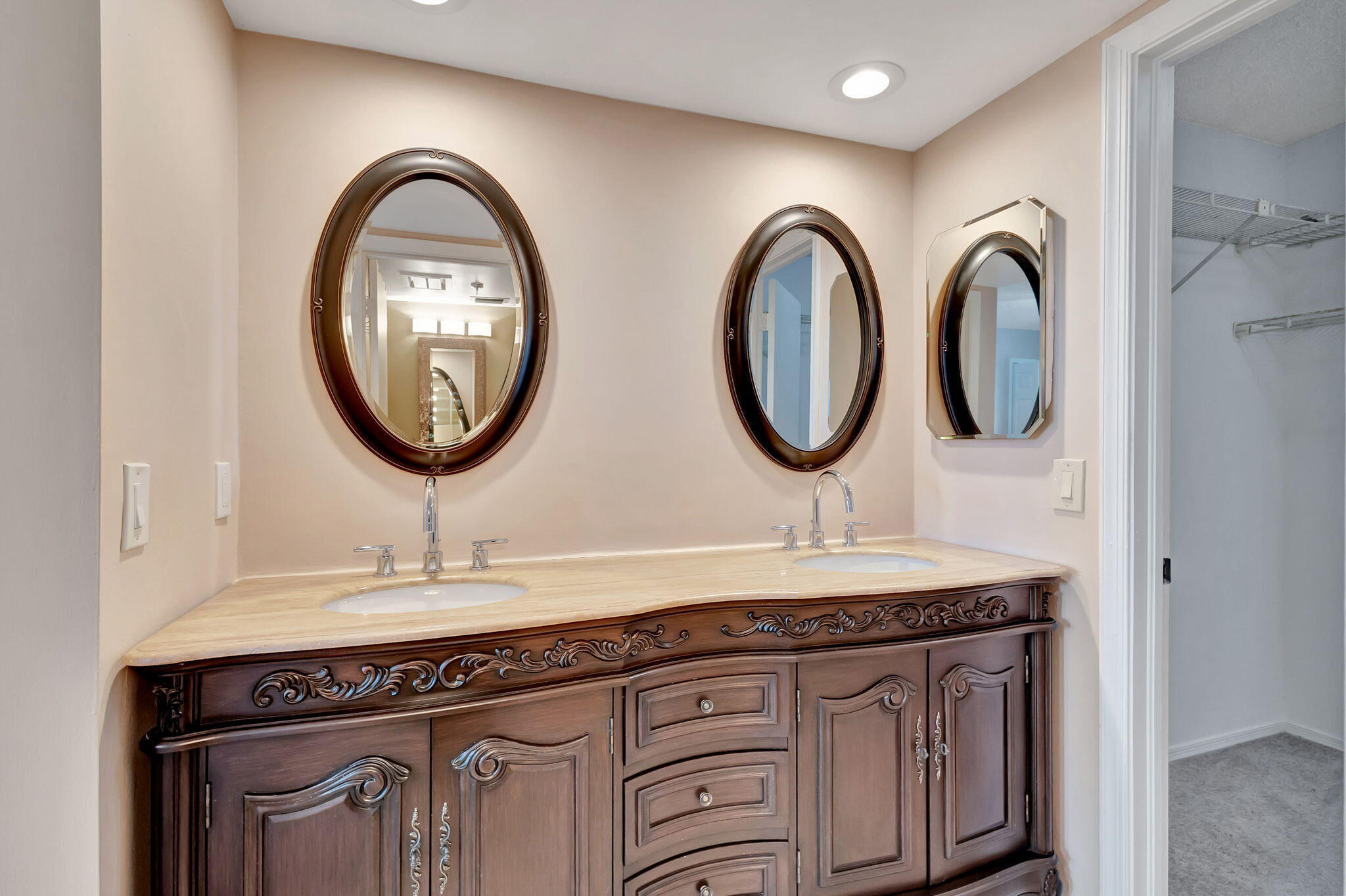 300 Golfview Road 506