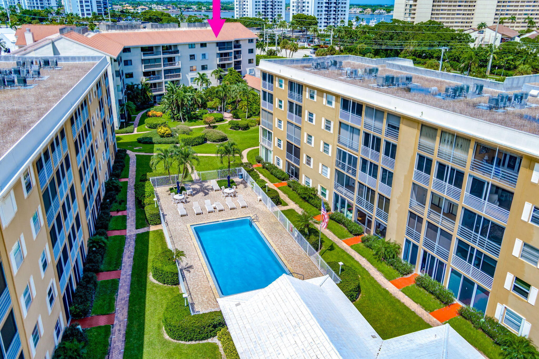 300 Golfview Road 506