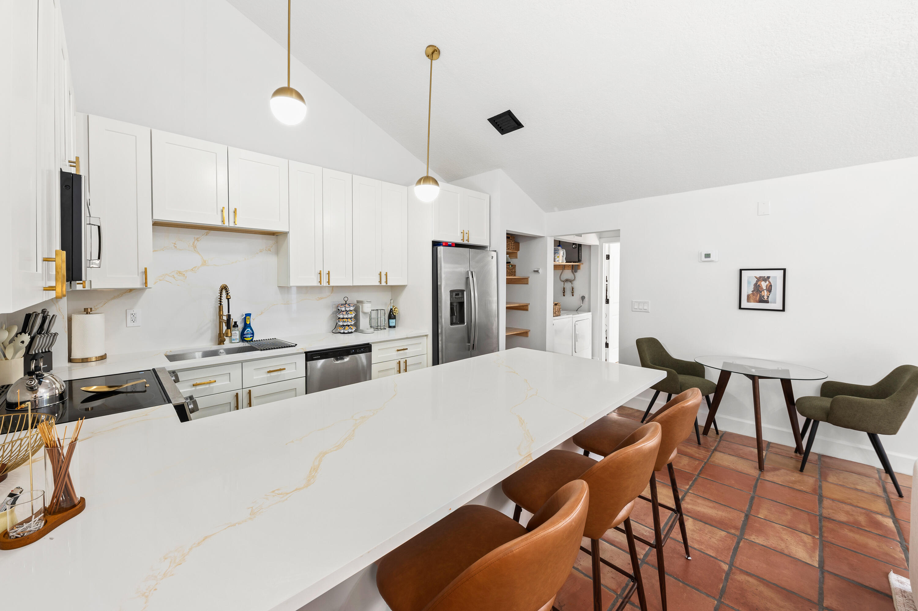 1277 Periwinkle Place