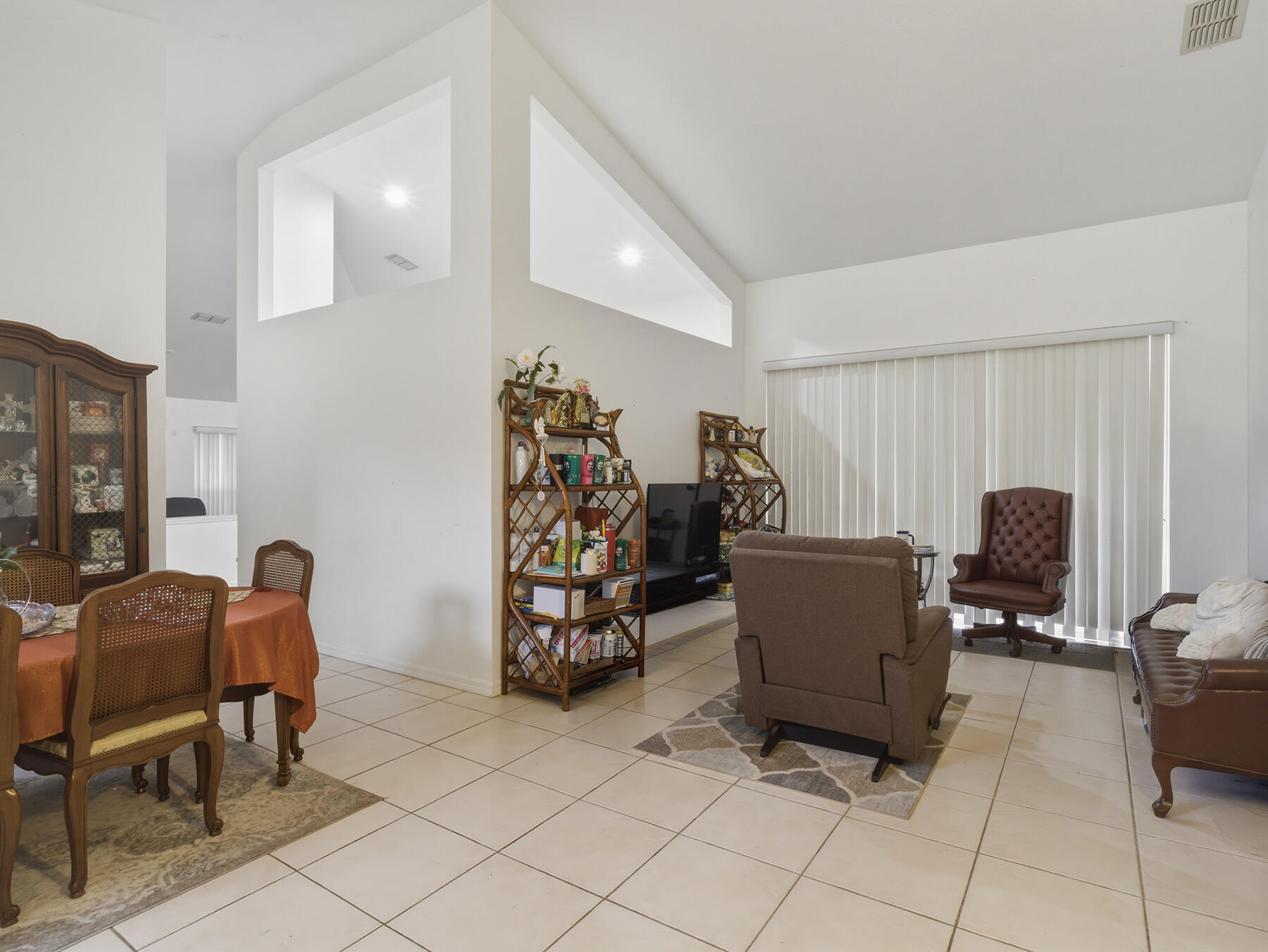 1881 SW Buttercup Avenue, Port St. Lucie