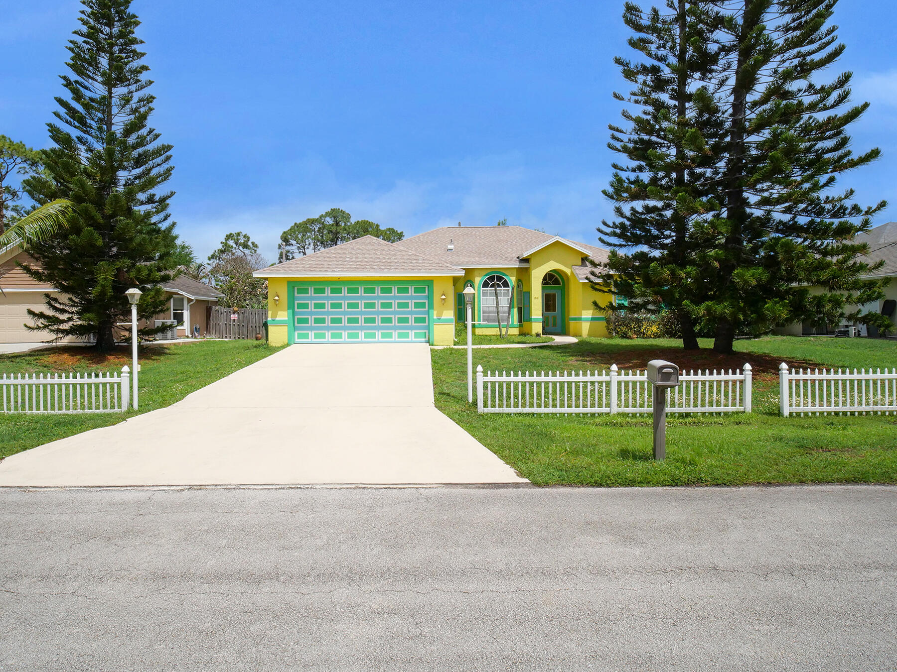 1881 SW Buttercup Avenue, Port St. Lucie