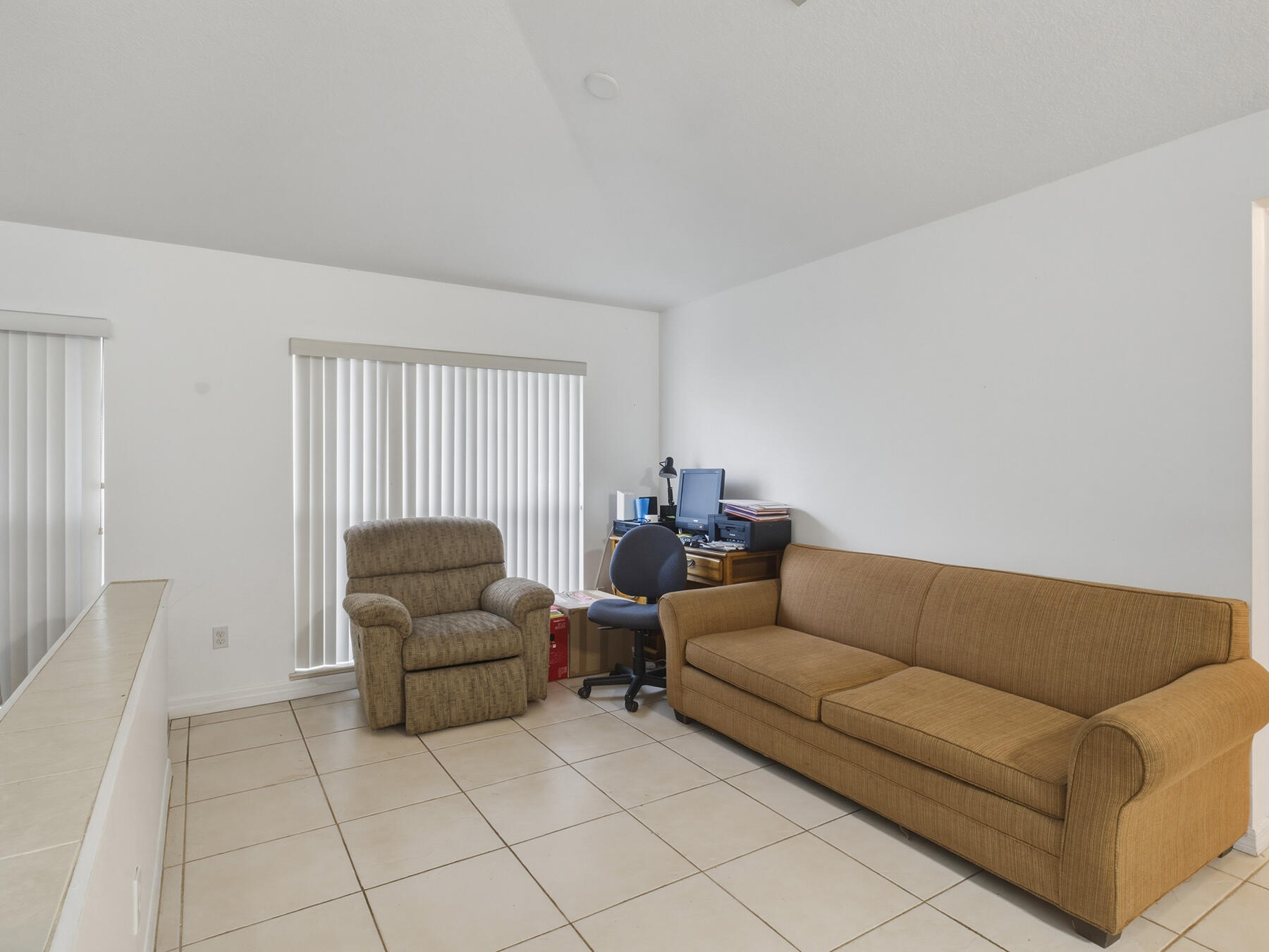 1881 SW Buttercup Avenue, Port St. Lucie