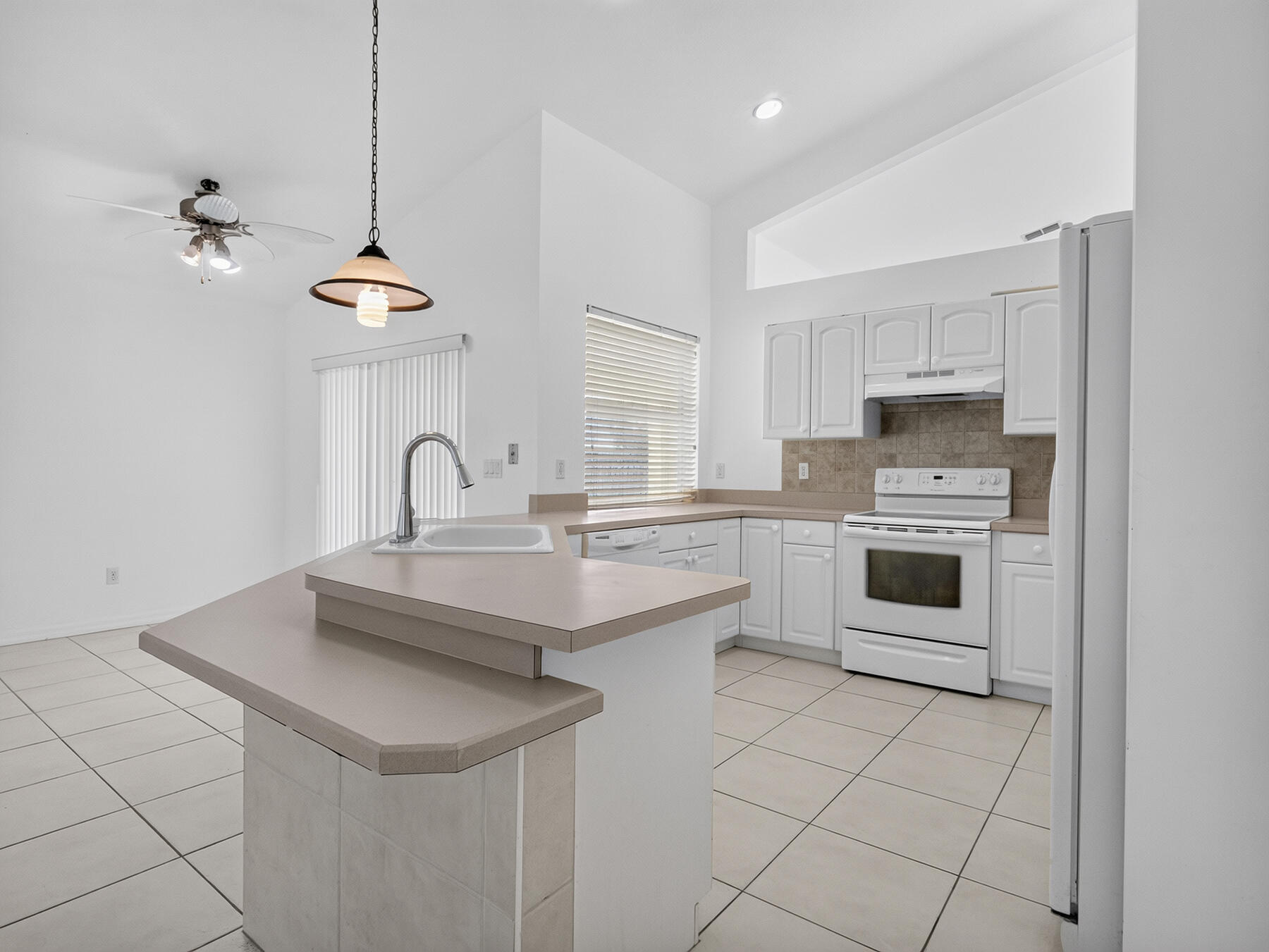 1881 SW Buttercup Avenue, Port St. Lucie