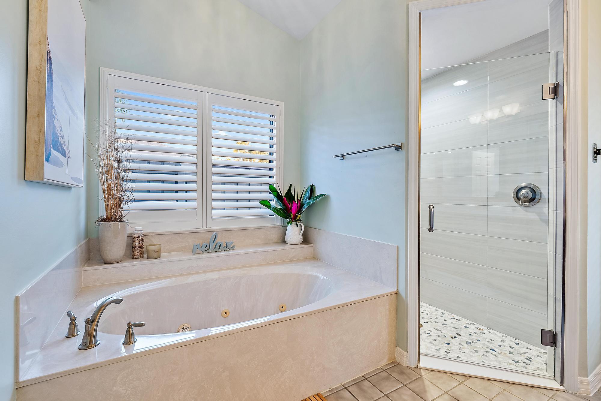 8422 SE Quail Ridge Way