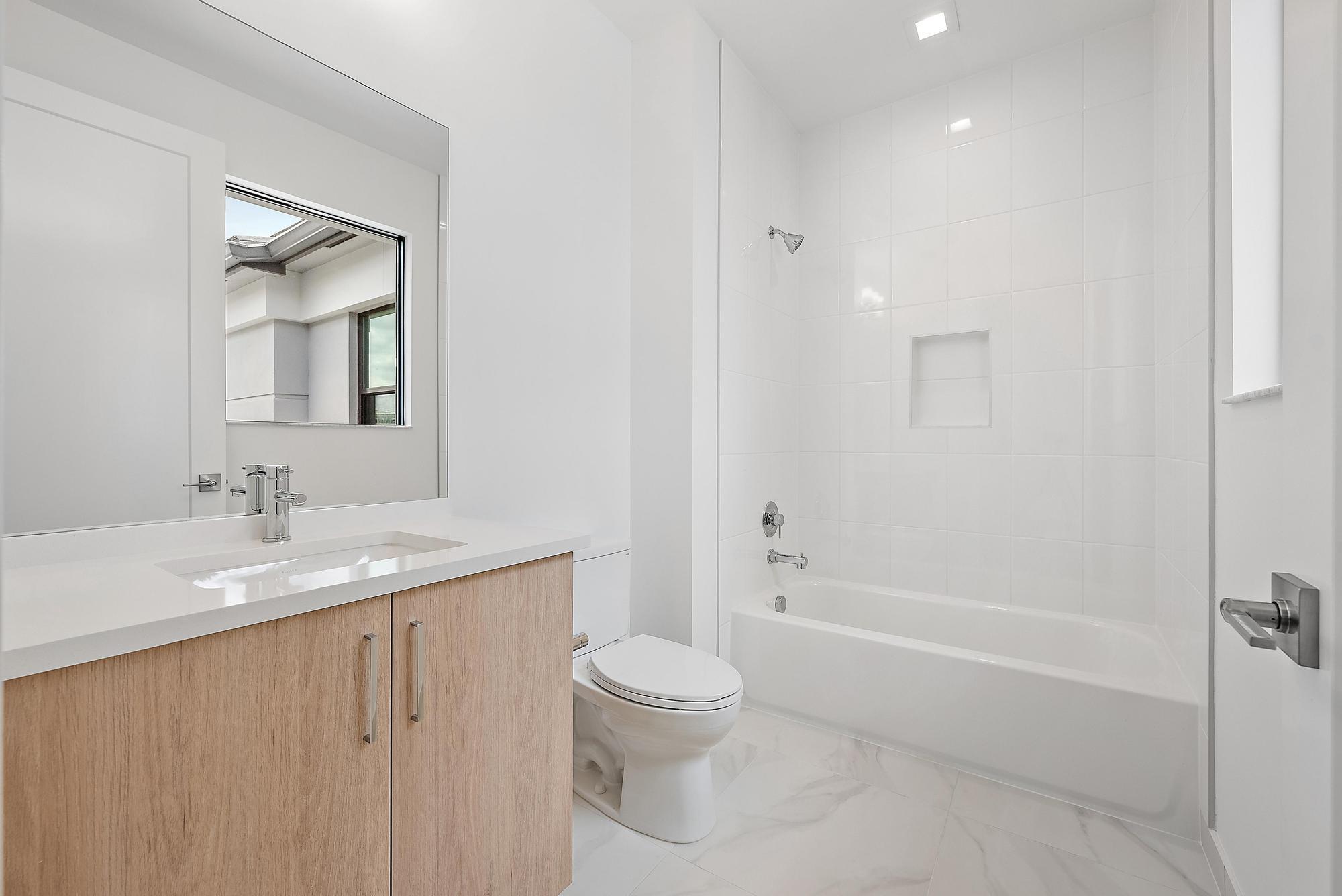 9204 Silver Marsh Lane