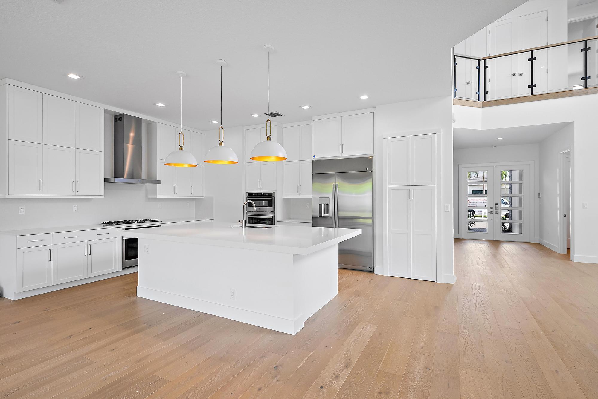 9204 Silver Marsh Lane