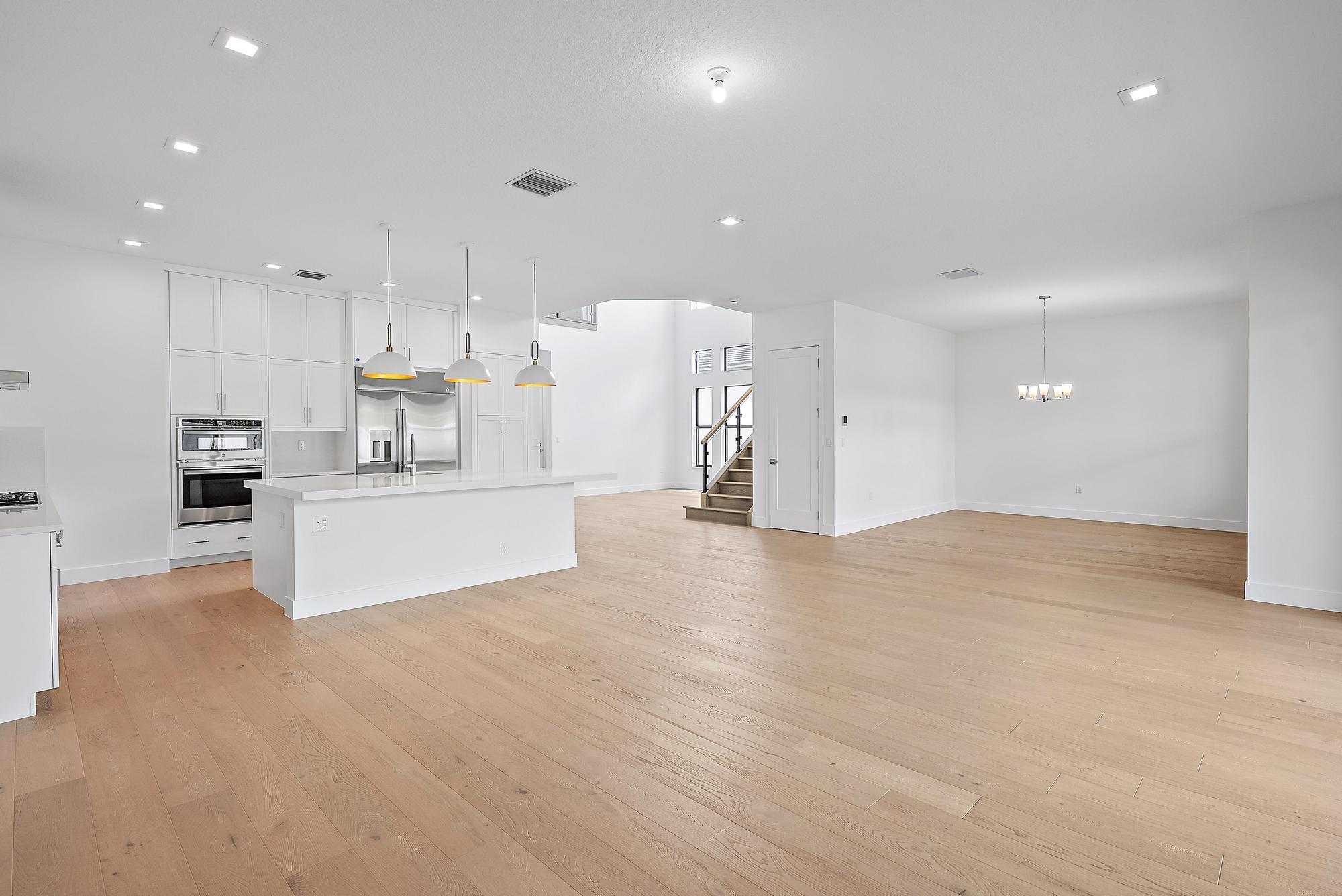 9204 Silver Marsh Lane