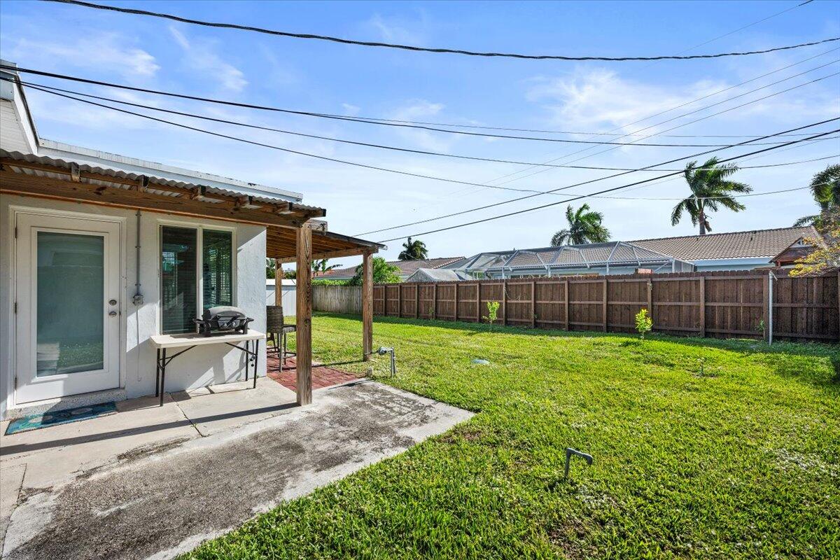 414 NE 26th Terrace